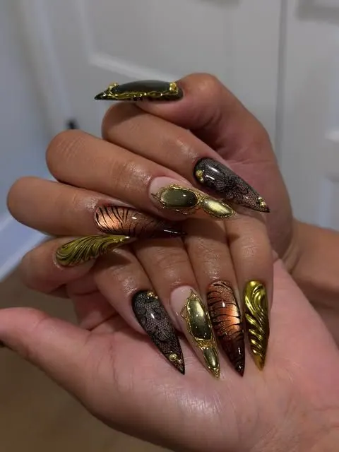 Stiletto art set in black, gold chrome and olive with sculpted texture